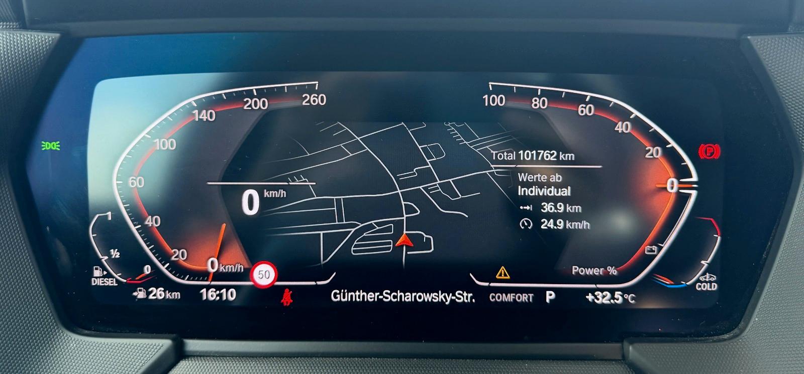 BMW 216d GC Sport Line LC. Prof. Kamera Pano LED
