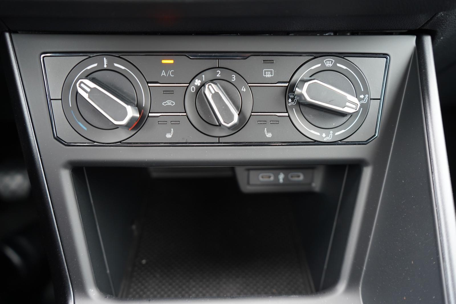 Volkswagen Polo 1.0 MPI LED Sitzheizung AndroidApple, миниатюра 18
