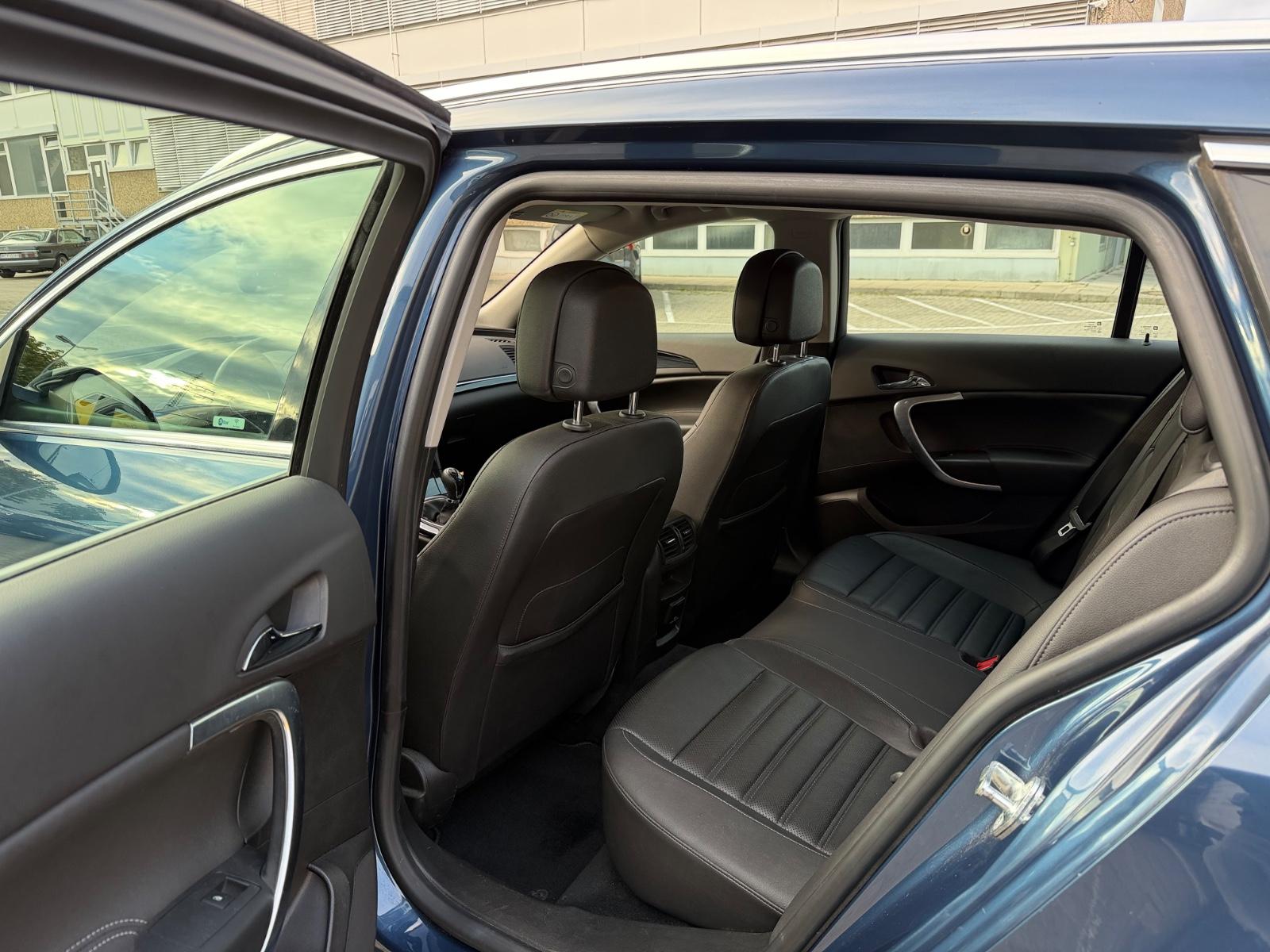 Opel Insignia LPG/Benzin Sports Tourer Business