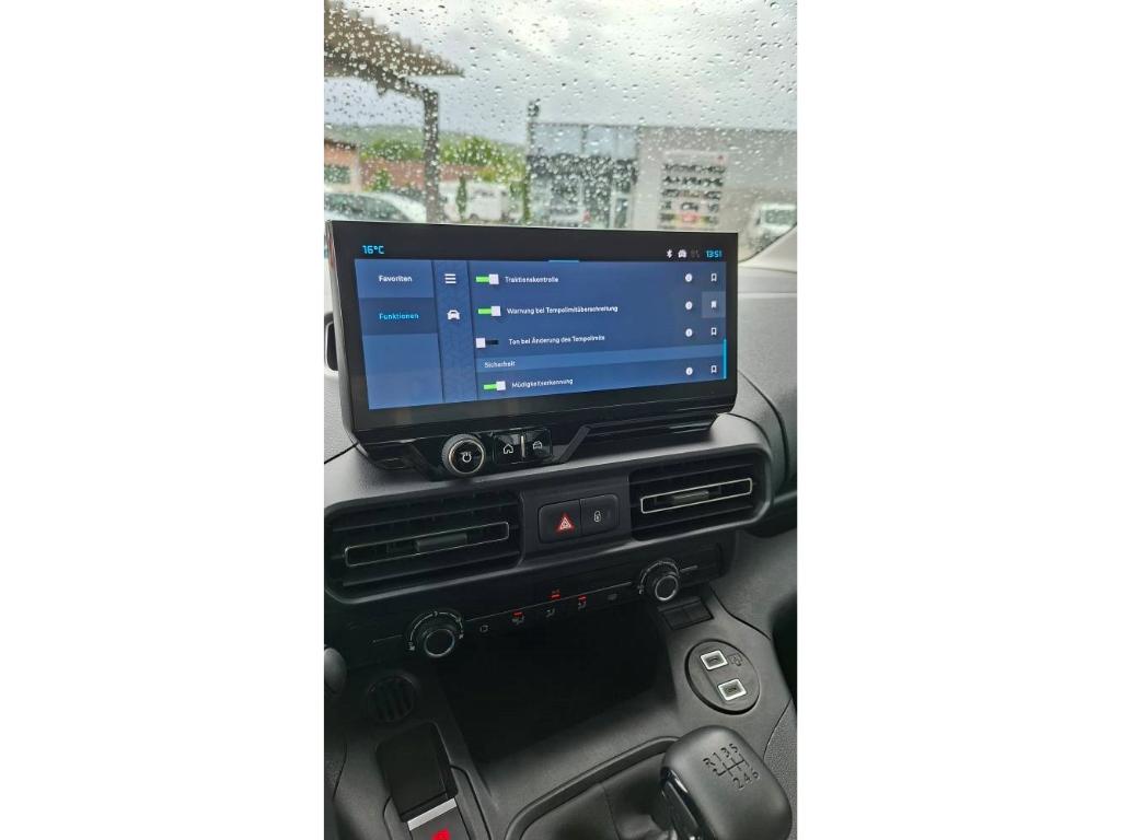 Citroën Berlingo Plus M PureTech 110 *Navi, Rückfahrkame