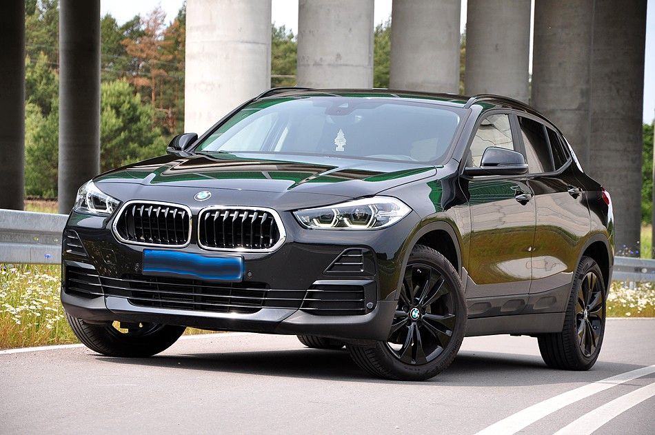 BMW X2 sDrive 18 d RFK Navi DAB Shadow-Line foto 2