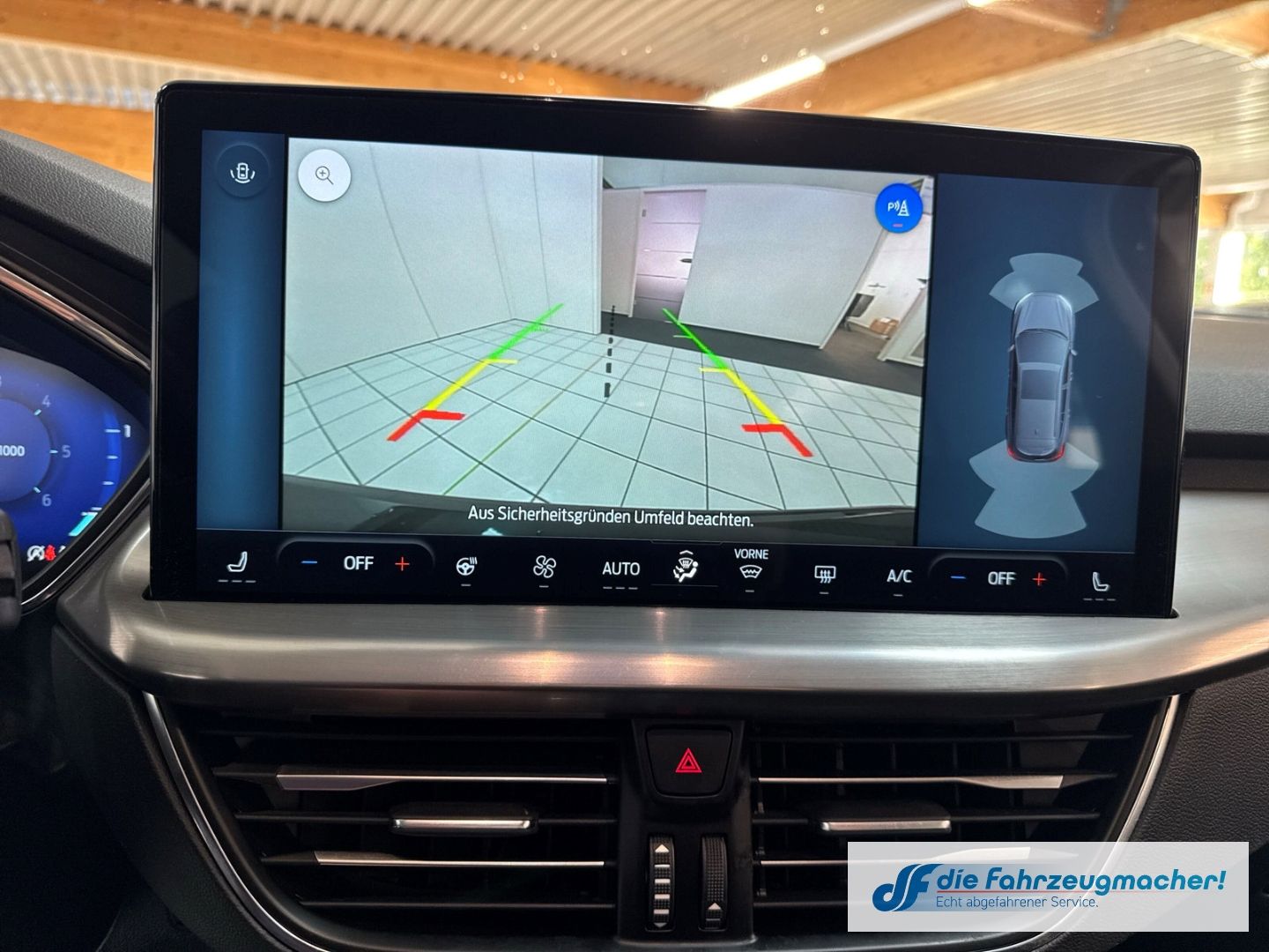 Fahrzeugabbildung Ford Focus Turnier Titanium X 1.5 EcoBlue EU6d Navi D