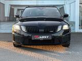 Skoda Octavia Combi RS 4x4 ACC LED AHK Alcantara - Skoda Octavia mit Diesel-Antrieb: Allradantrieb