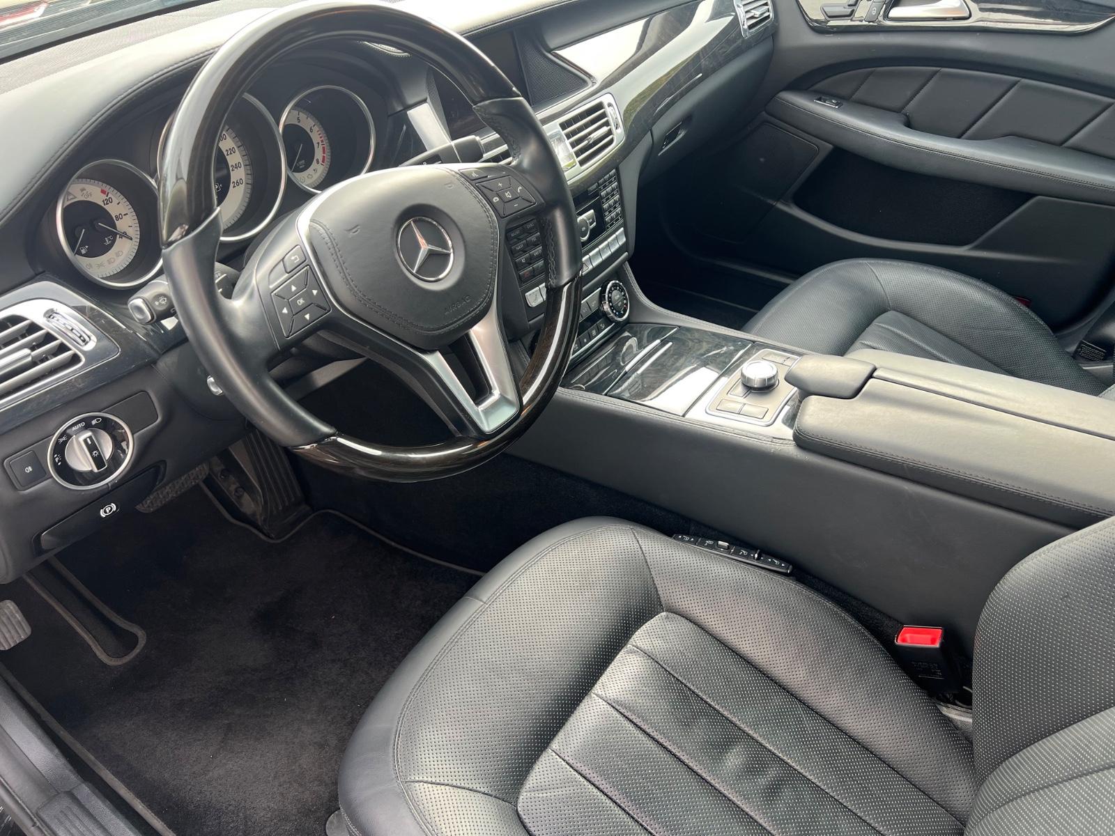 Mercedes-Benz CLS 350 Shooting Brake / 2. Hand / LED / Distro.