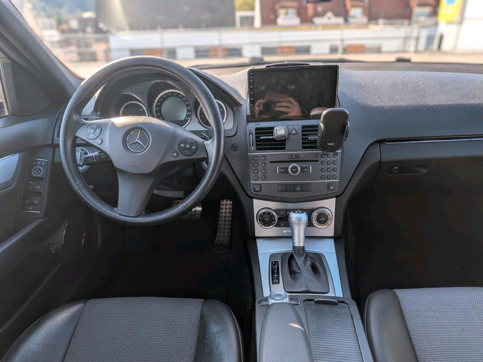 Mercedes-Benz C200 2011 — photo 6