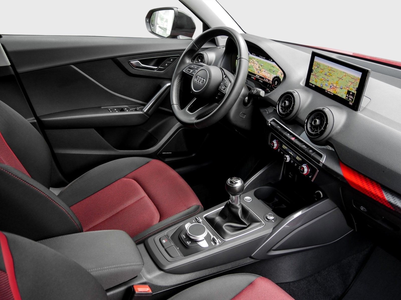Audi Q2 30 TDI sport Nav+ LED B&O ACC imagem 3