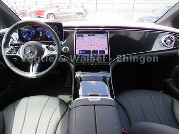 2022 Mercedes-BENZ EQE — миниатюра 13