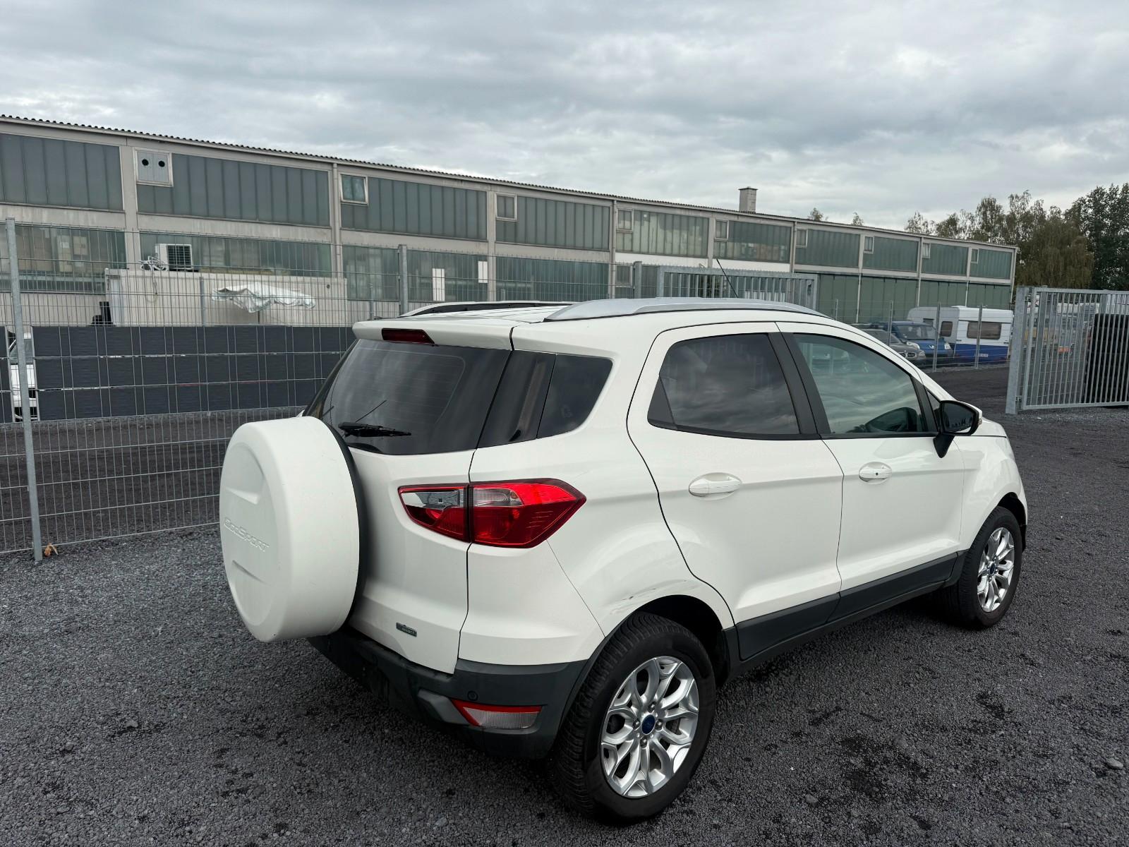 Ford EcoSport 2015 — photo 6