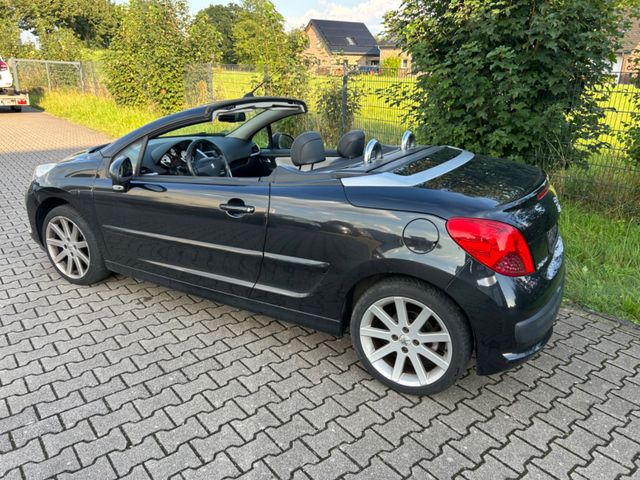 Peugeot 207 CC Cabrio-Coupe Roland Garros