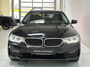 Fahrzeugabbildung BMW 520d xD Sport Line DAB Kamera NaviPro HUD Alarm