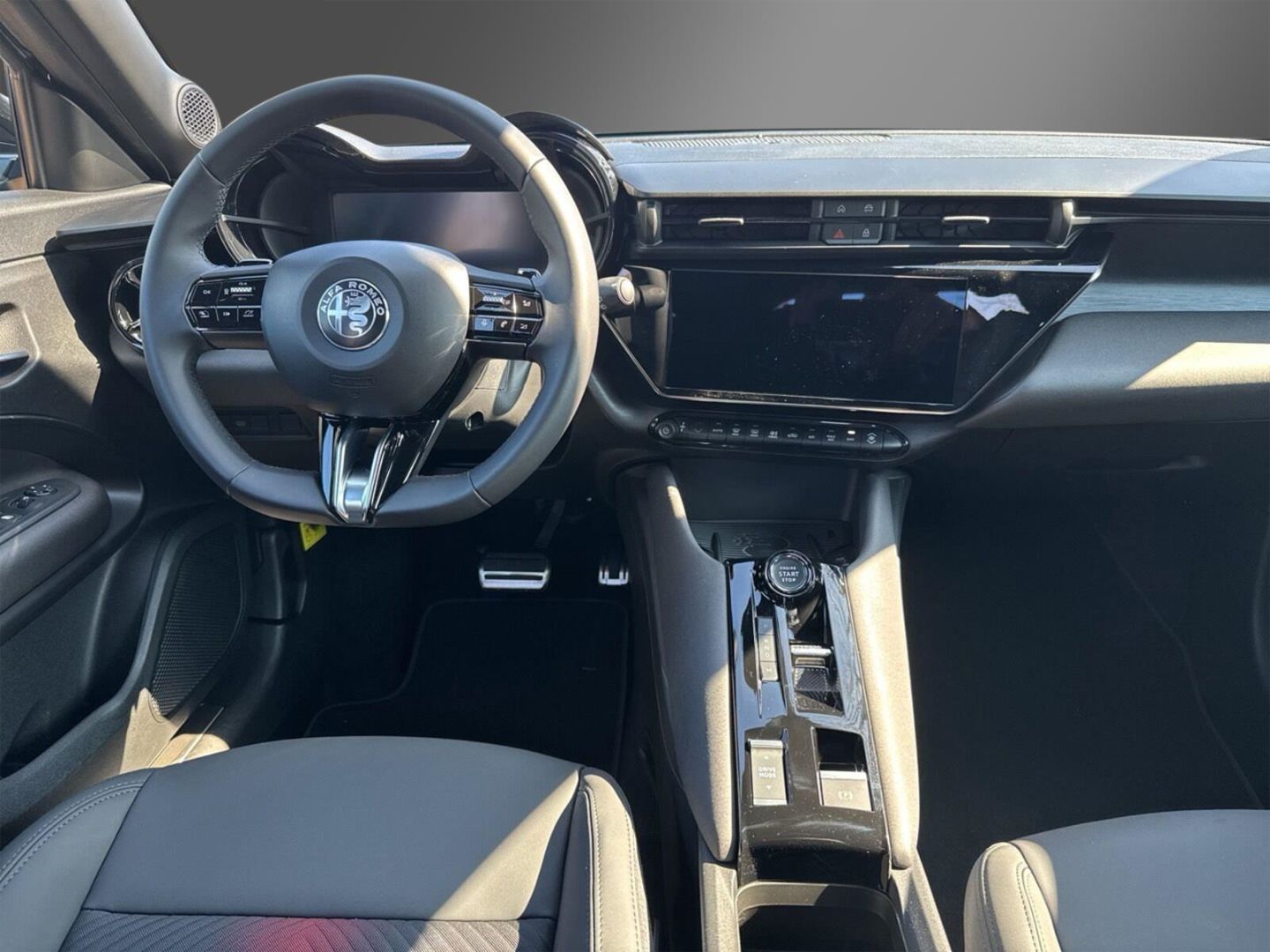Fahrzeugabbildung Alfa Romeo Junior Ibrida SPECIALE -Frühjahrs-Sale- Technolo