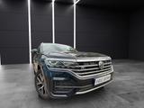 Volkswagen Touareg R-Line 4Motion/Voll Leder/Pano/Matrix/Ke - Volkswagen: L