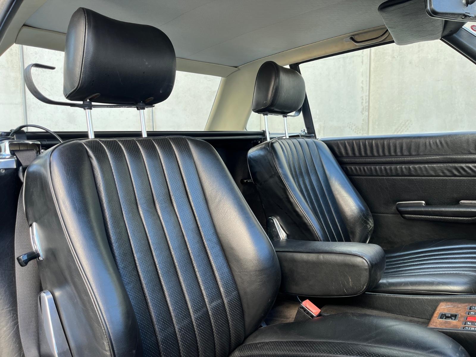 MERCEDES-BENZ SL 300 SL 179 CH BVA - VOLANT EN CUIR - SELLERIE CUIR - HARD TOP - CARNET D'ENTRETIEN DISPONIBLE - IMMATRICULATION COLLECTION