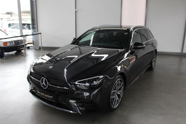 Vorschaubild von: Mercedes-Benz
E 220 d T AMG AHK WIDESCREEN Kamera Ambiente LED