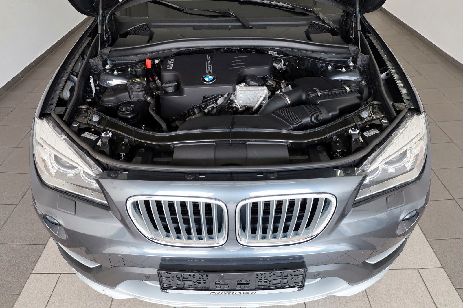 Fahrzeugabbildung BMW X1 20i xDrive XLine Navi,Xenon,Kamera,SH,PDC,AHK