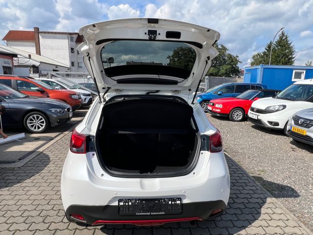 Mazda 2 Lim. Red Sports Edition