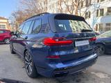 BMW X7 M50 i*PANO*HUD*LIFT*AHK*LASER*MASSAGE*360°* - BMW X7 M50 aus 2021