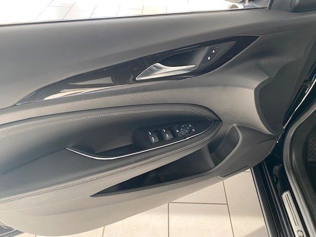 Fahrzeugabbildung Opel Insignia B ST 1.6T DYNAM. NAVI/LED/PANO./KAMERA
