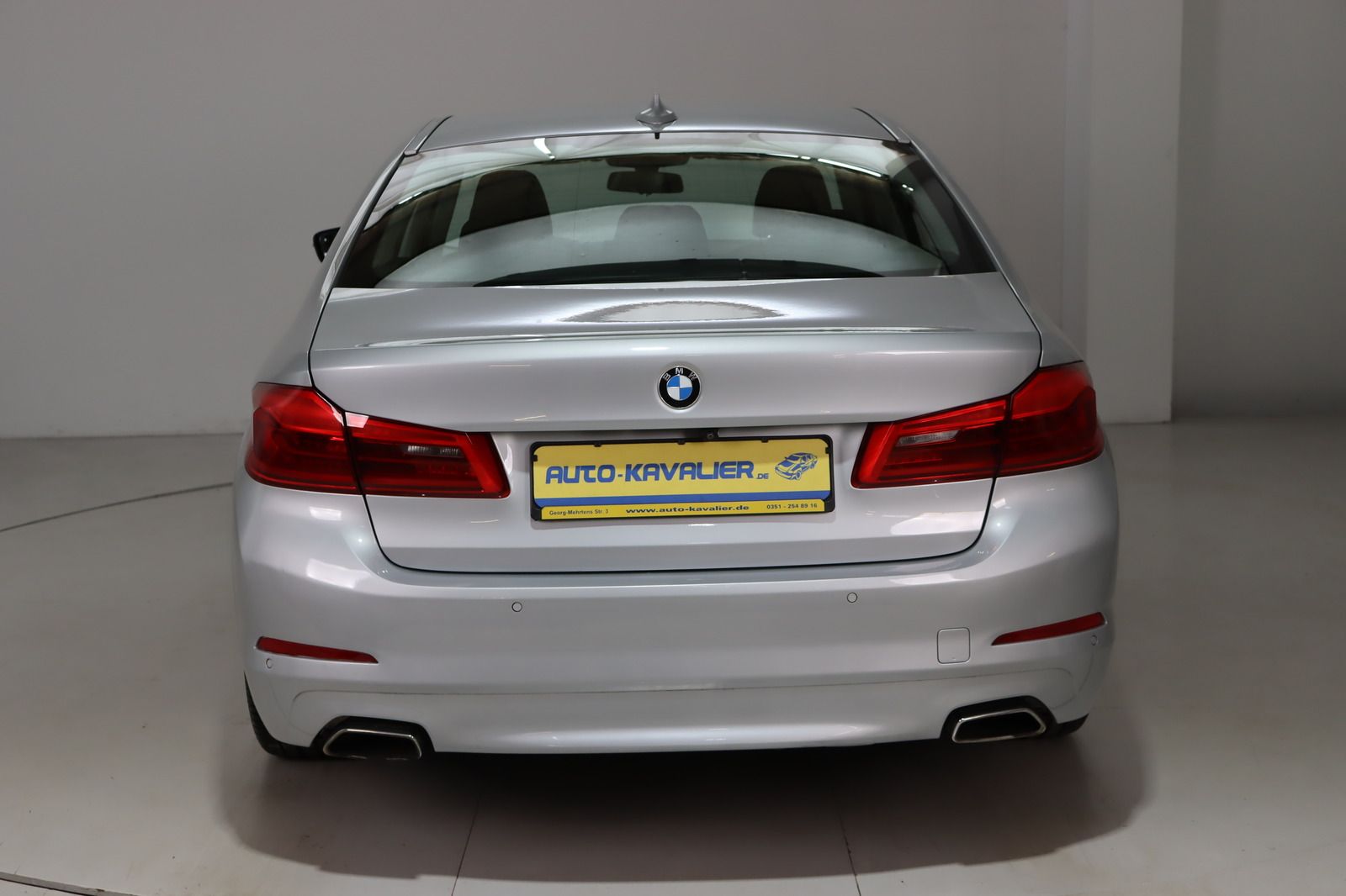 Fahrzeugabbildung BMW 540 i xDrive * HUD * Soft-Close * Night * SC * M
