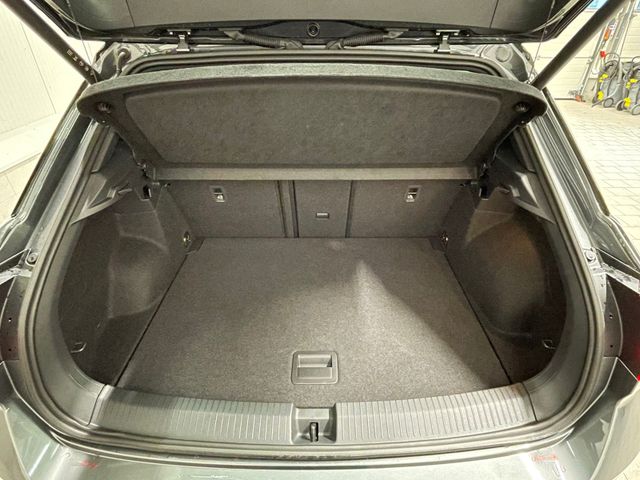 T-Roc R-Line 2.0 TDI DSG STANDHZG PANO LED