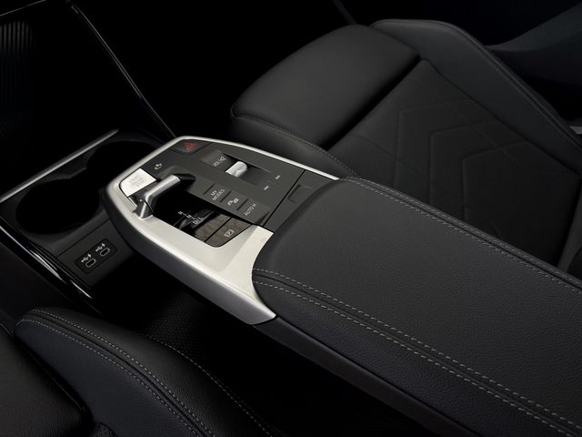 Foto Nummer 10: BMW 225e xDrive