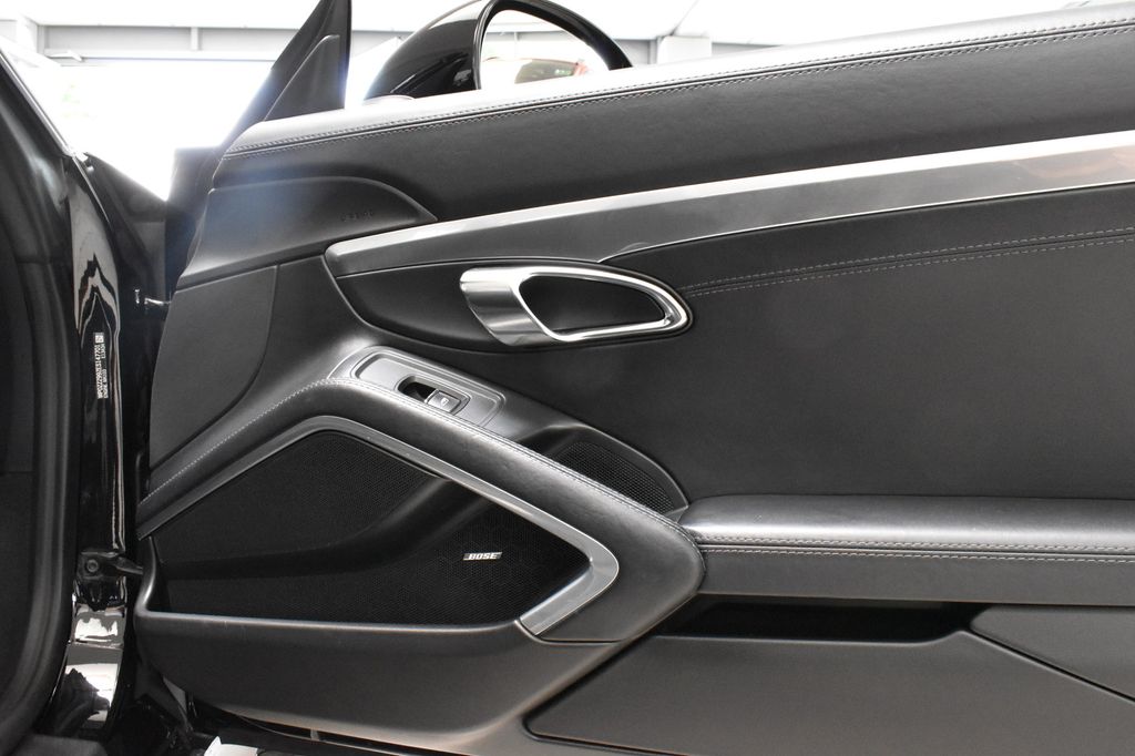 Porsche 911 Carrera 4S Cabrio 50 Jahre Porsche Scheckhe