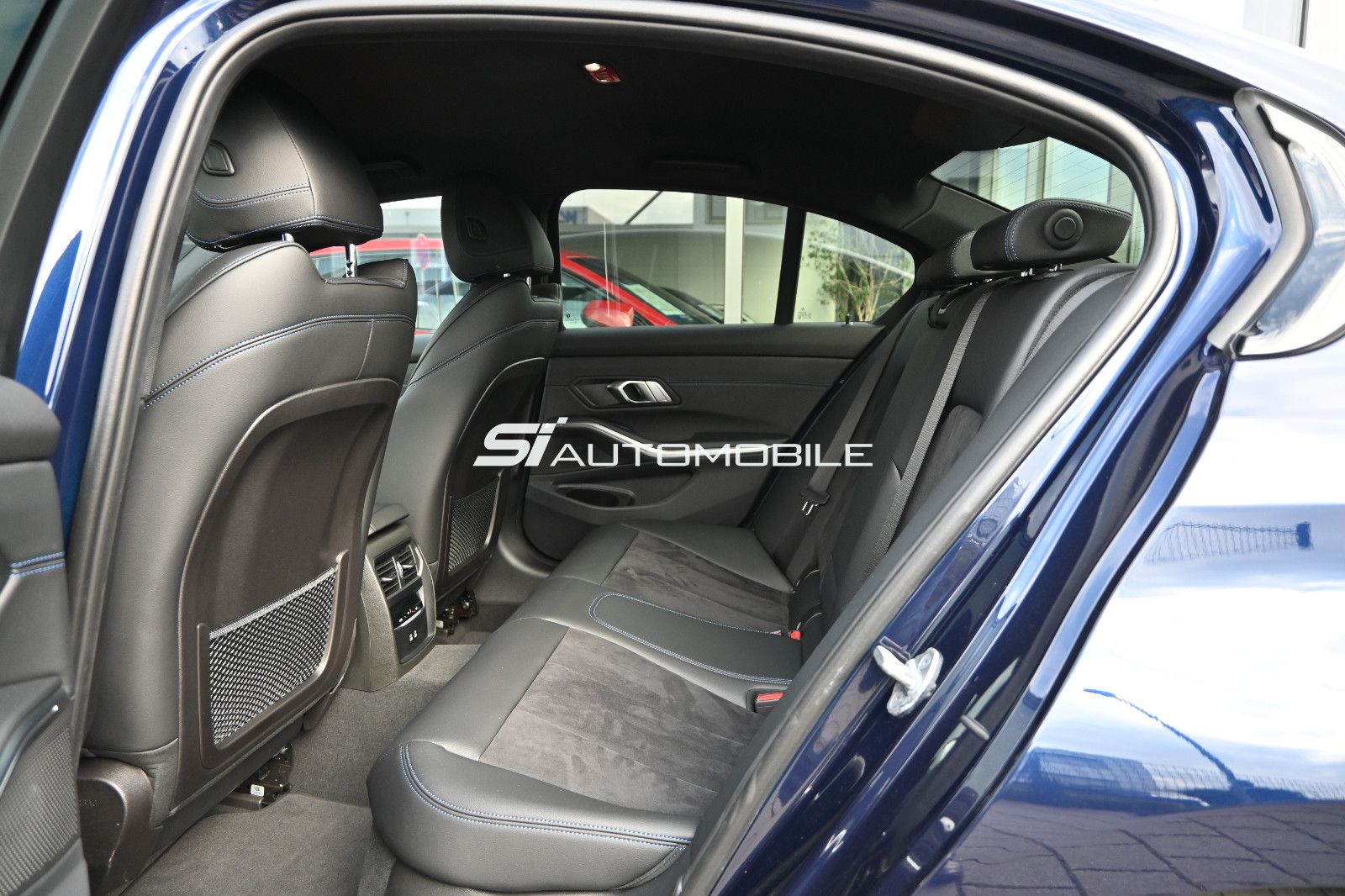 Fahrzeugabbildung BMW 320d xDrive M Sport °ACC°HEAD-UP°STANDHEIZ°KAM°