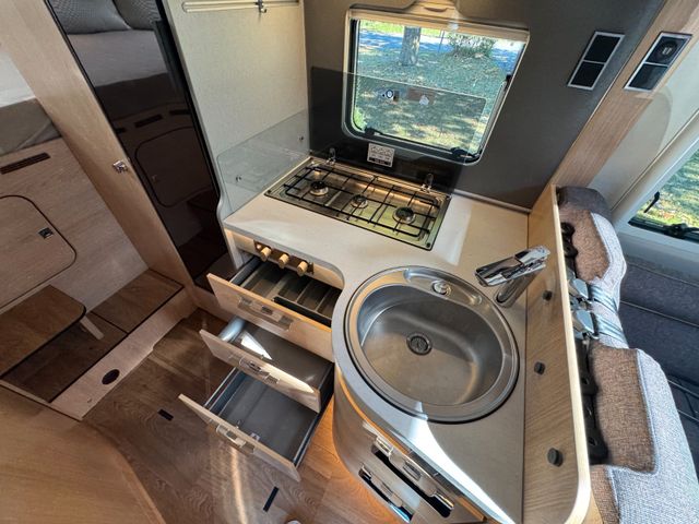 HYMER / ERIBA / HYMERCAR B MC T 550 White Line-Mercedes-Autom-Solar-Distr