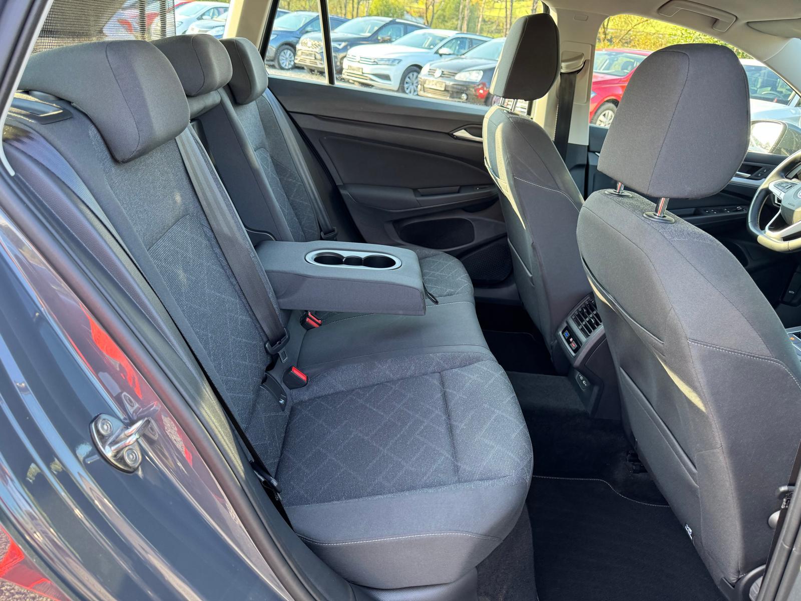 Volkswagen Golf VIII Variant 2.0 TDI *LIFE*PDCHI+VO*AHK*NAV, миниатюра 10