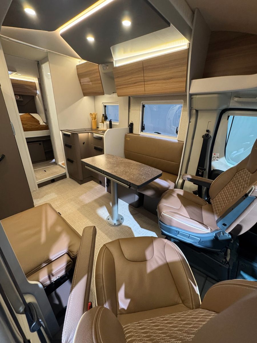 Fahrzeugabbildung Bürstner B66 TD 732 SONDERMODELL-AUTOMATIK!