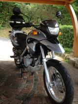 BMW Schicke Reiseenduro F650GS - BMW 650 R