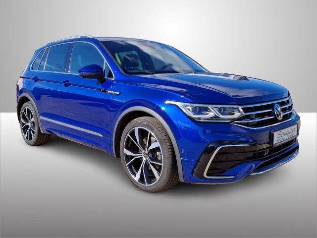 TIGUAN 2.0 TDI DSG R-LINE CAM+IQ.LIGHT+AZV+NAVI