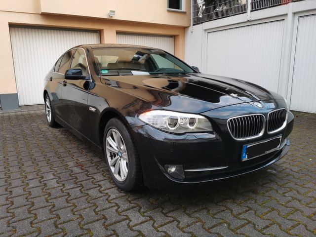 BMW 525d 5 Lim.+Xenon+Leder+2.Hand