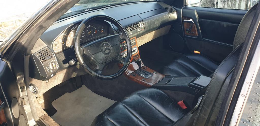 Mercedes-Benz SL 300