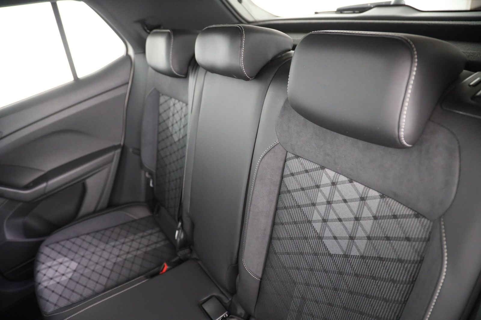 Volkswagen T-Cross - Bild 13