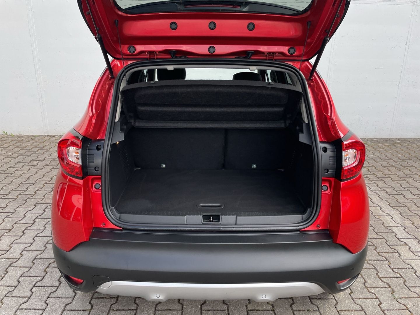 Captur 1.2 TCe 120 X-MOD ENERGY Kamera/GRA/Navi/