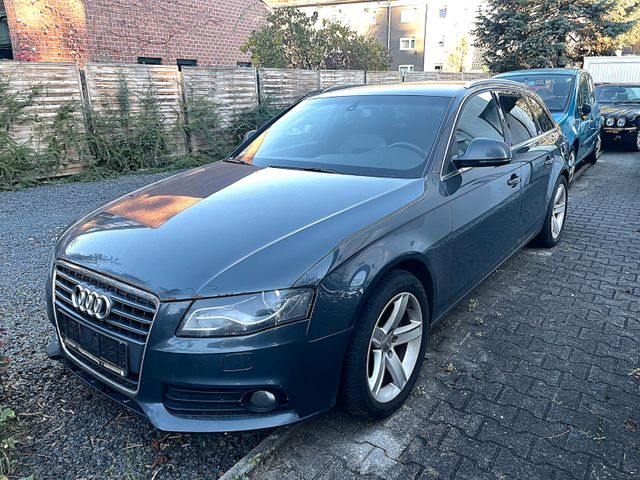 Audi A4 Avant Ambiente/ALCANTARA/XENON/AUTOMATIC/NAVI