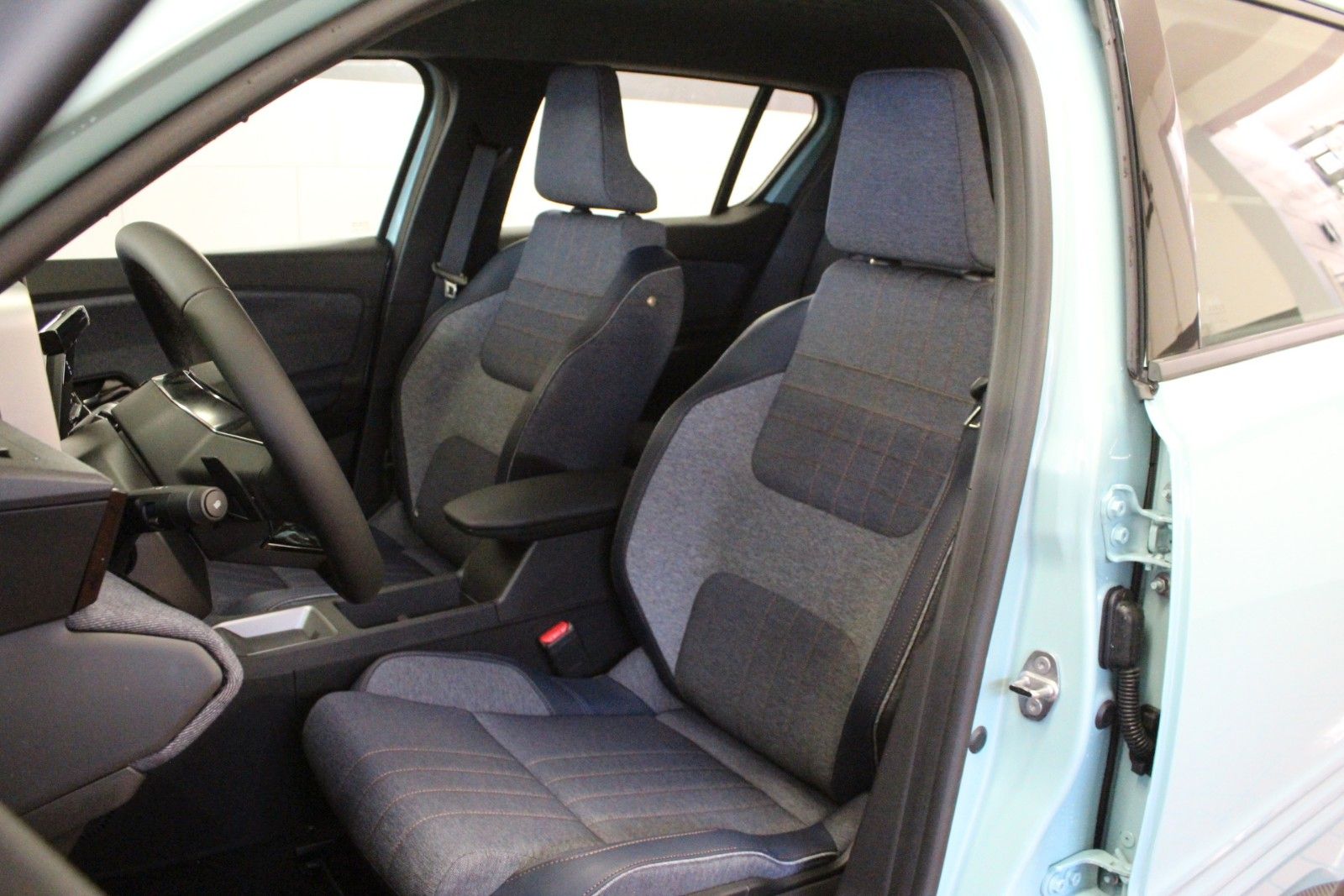 Fahrzeugabbildung Renault R 4 150 Comfort Range Techno*Winterpaket*