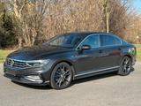 Volkswagen Passat 2.0 TDI DSG 4MOTION Highline R-Line 360° - Volkswagen Passat: TDI 4motion