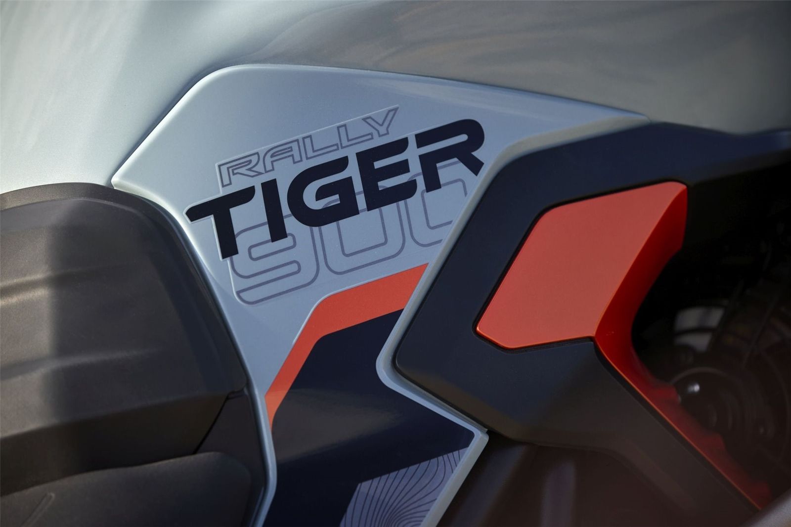 Fahrzeugabbildung Triumph Tiger 900 Desert Edition