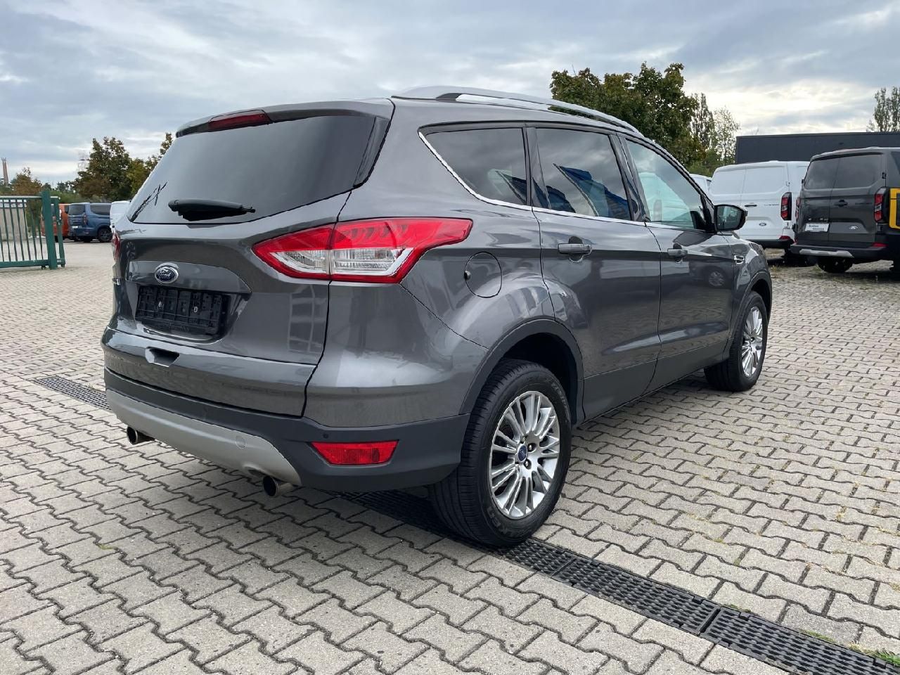 Fahrzeugabbildung Ford Kuga Titanium