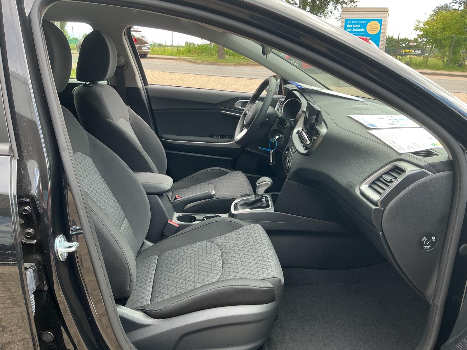Kia cee'd Sportswagon 1.5 T-GDI DCT *NAVI,RFK,SHZ*