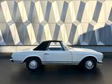 Mercedes-Benz 230 SL Pagode W113 Deutsch
