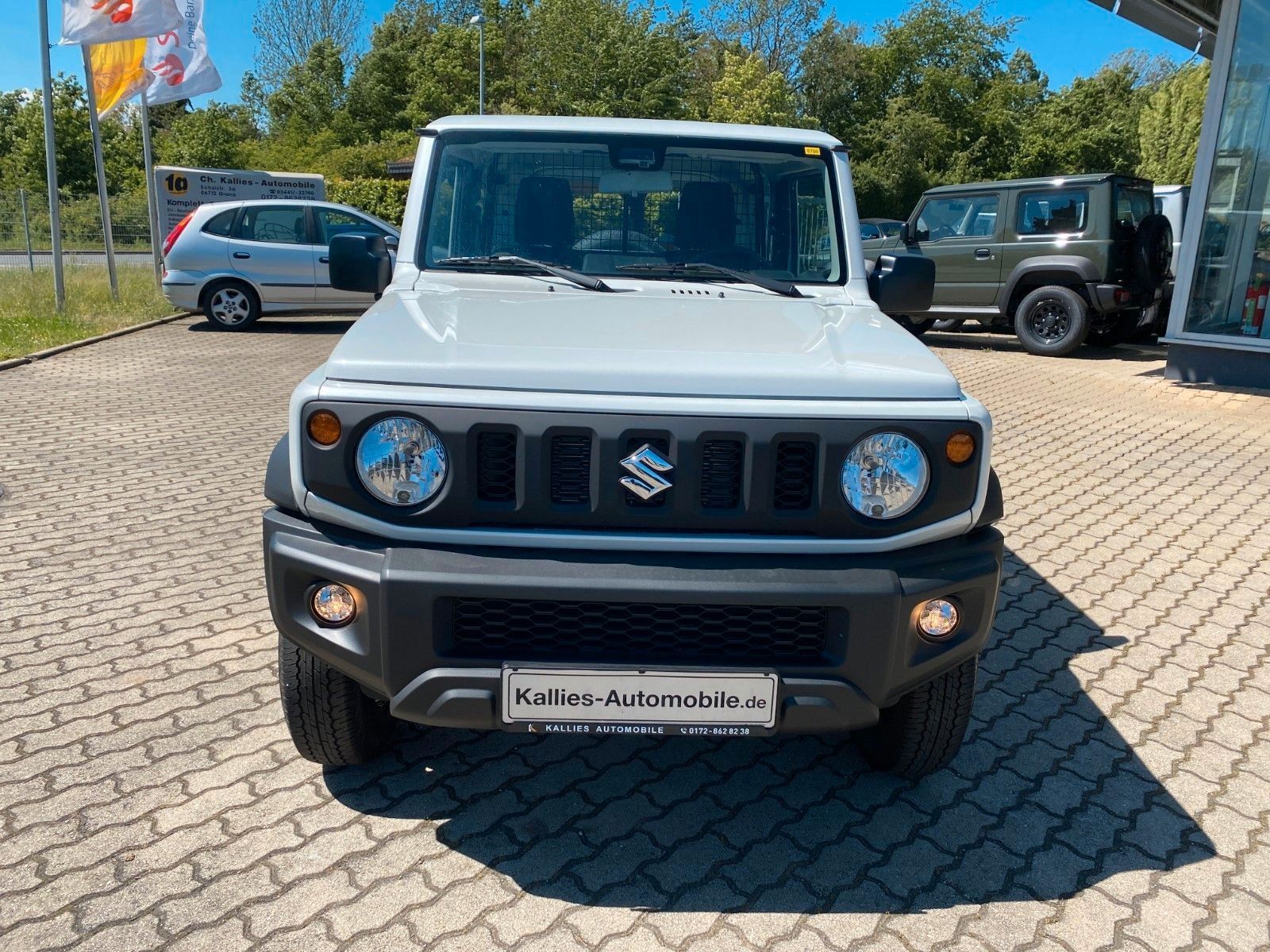 Fahrzeugabbildung Suzuki Jimny 1.5 4WD Allgrip KLIMA+SHZ+TEMPOM.+SOFORT