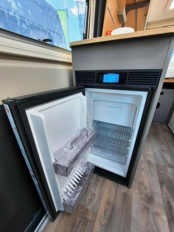 Fahrzeugabbildung LMC Innovan 600 Verfüg./Sparen Sie 11.275,- €