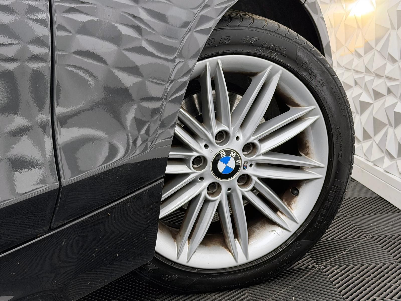 Fahrzeugabbildung BMW 118i M-PAKET/PDC/PANO/KLIMA/SCHECKHEFT/XENON/TFL