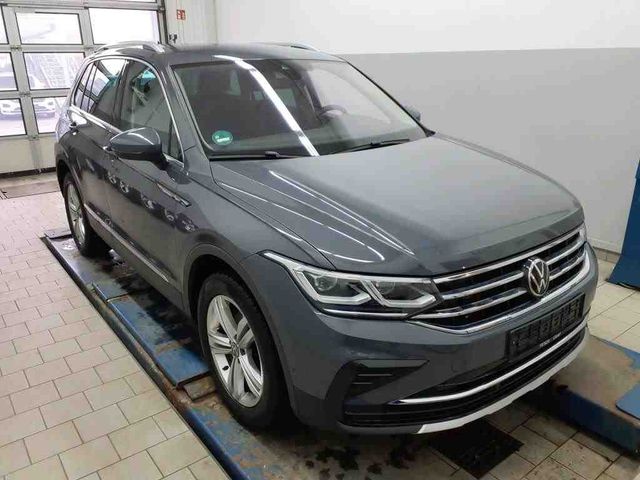 Tiguan 2.0 TDI DSG 4M ELEGANCE IQ.LIGHT+AHK+RFK+