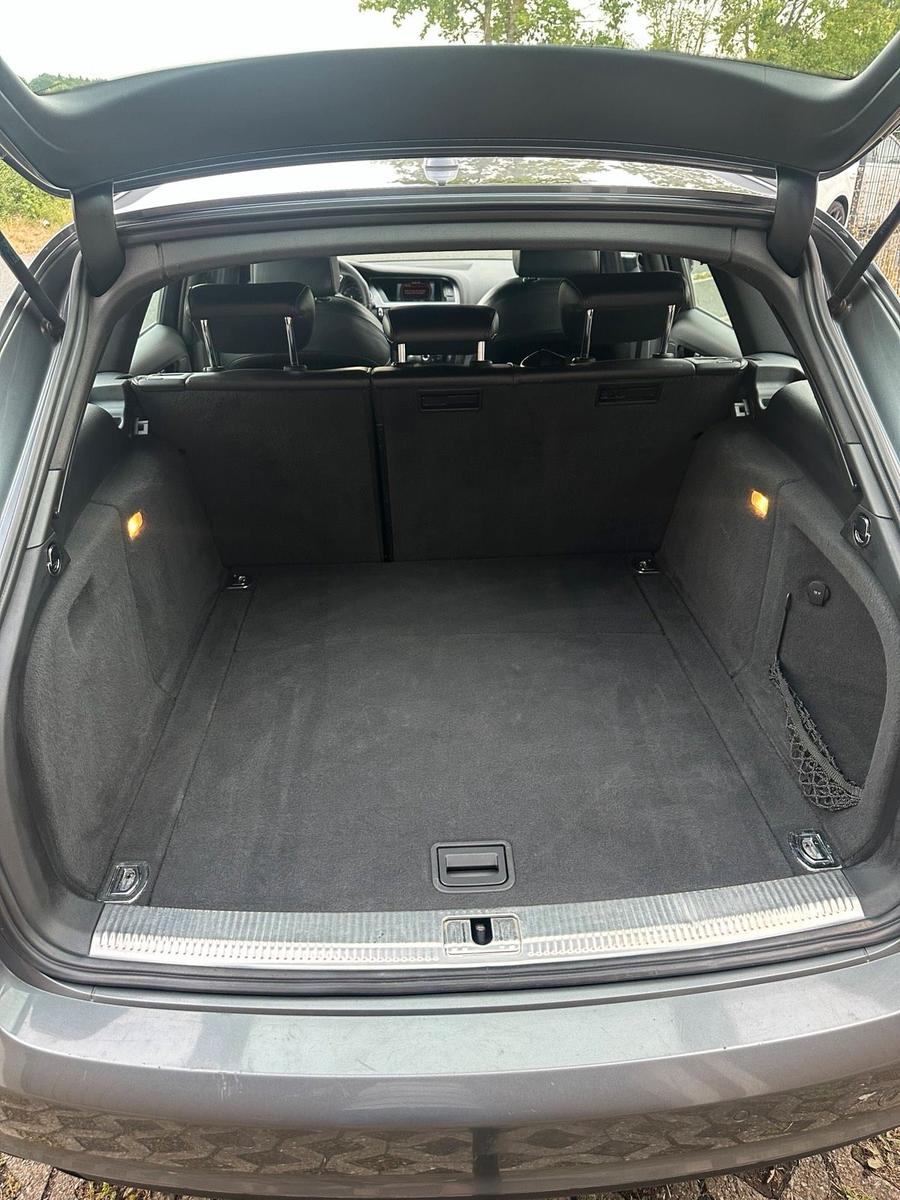Audi A4 2012 — photo 5