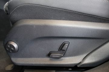 Mercedes-Benz C 300d 4M Avantgarde DISTR.+MULTIBEAM+KEY+AHK