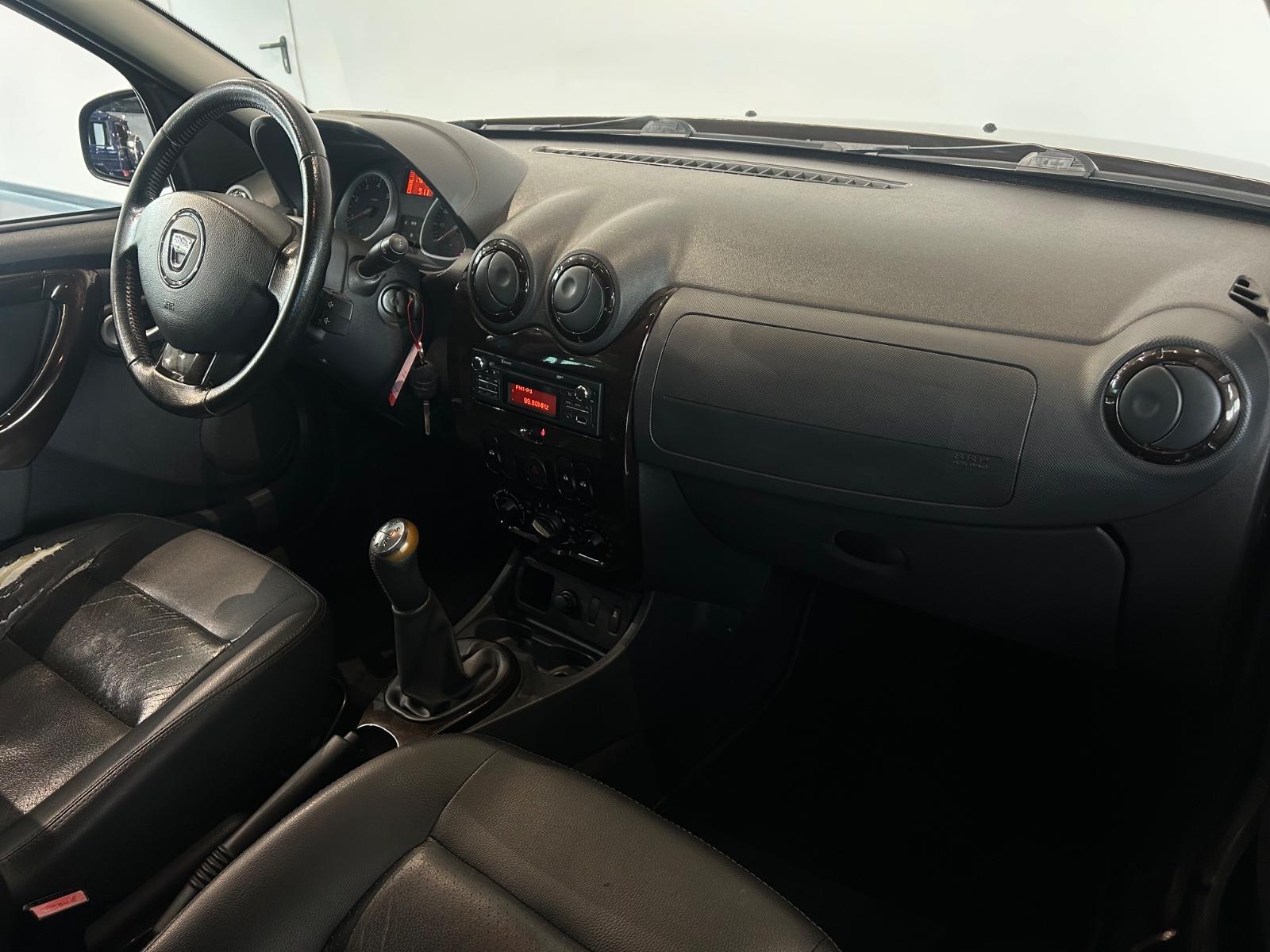 Dacia Duster 2012 — photo 17